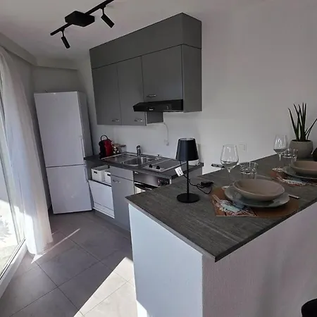 In Graubuenden Bei Hauskreativ Apartment